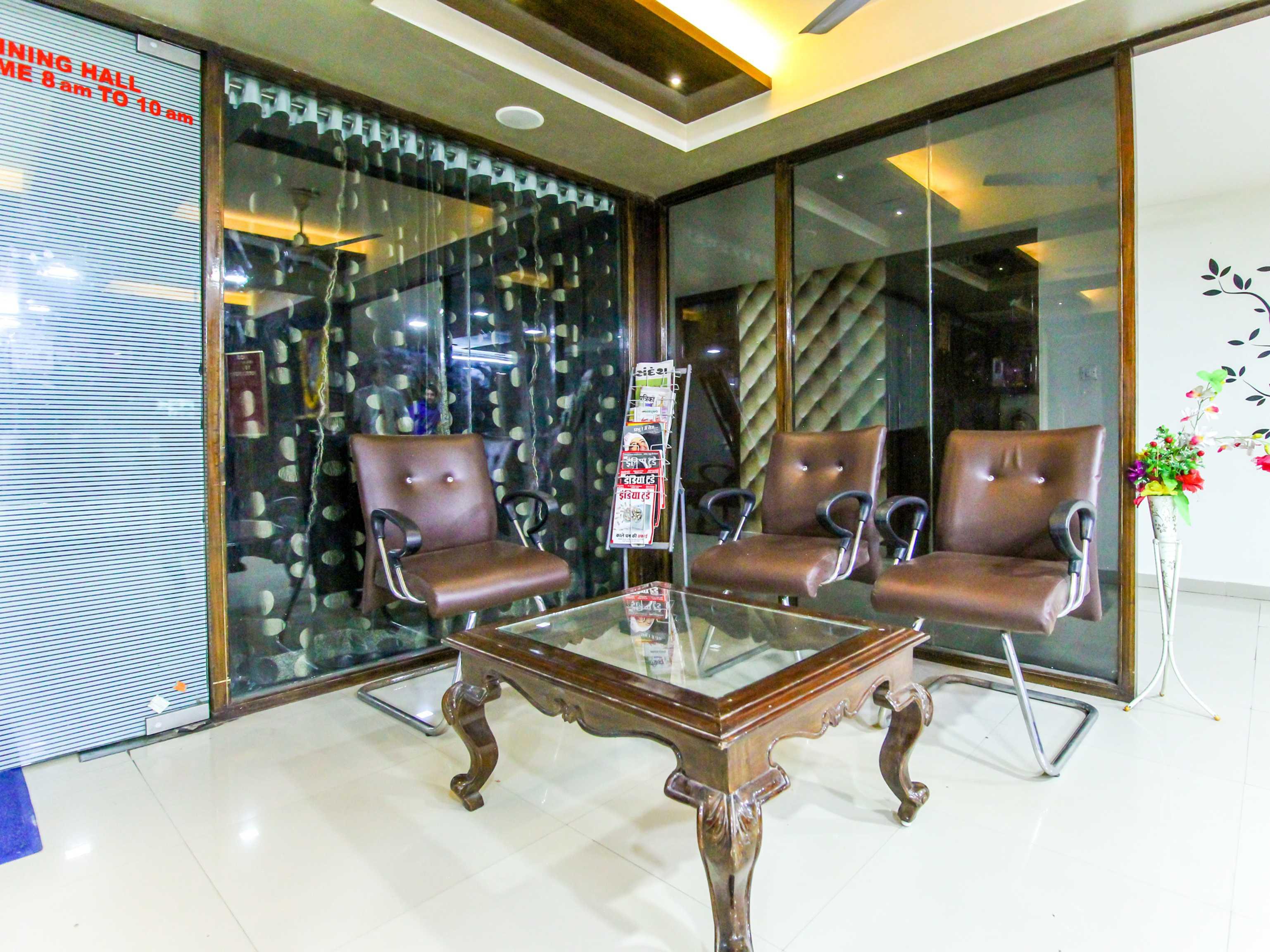 Hotel Seven 阿穆达巴 外观 照片